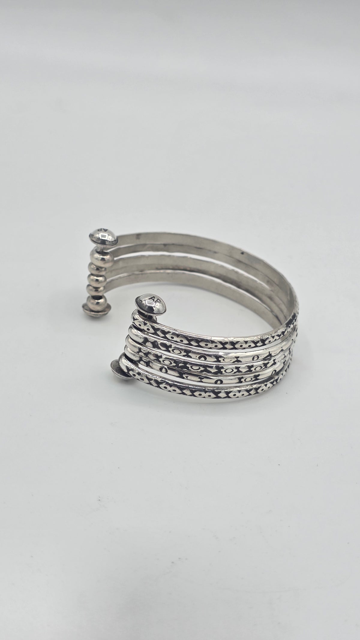 5 in 1 Cuff